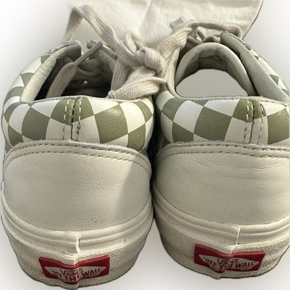 ❌SOLD❌ Rare Vans Old Skool DX Rose Embroidery Marshmallow Skate Shoes - Picture 3 of 4